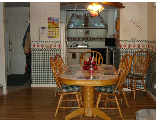 16 B Gates Road Worcester, MA 01603 - Photo 4 of 7 Gallery Image 4