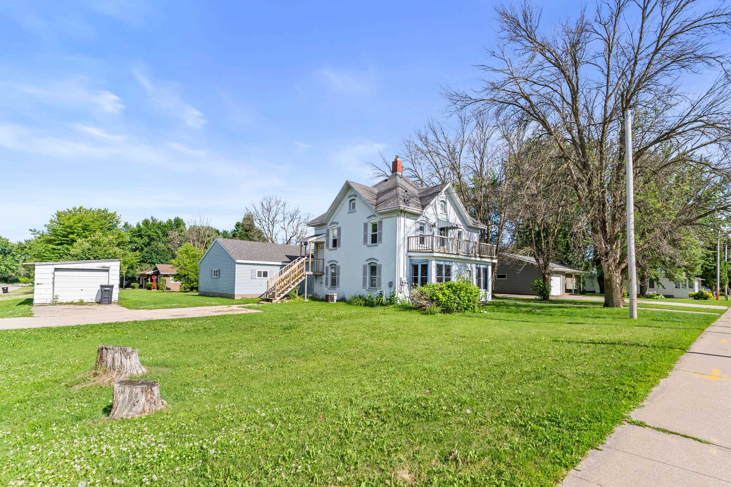 406 North Bridge Street Manawa, WI 54949 - Photo 1 of 15