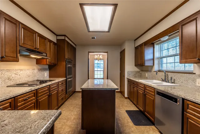 $495,000 | 17554 Sour Lake Road, Beaumont, TX 77713