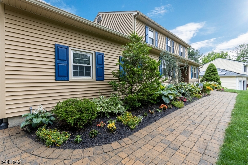 18 Shearman Road Succasunna, NJ 07876 - Photo 4 of 50