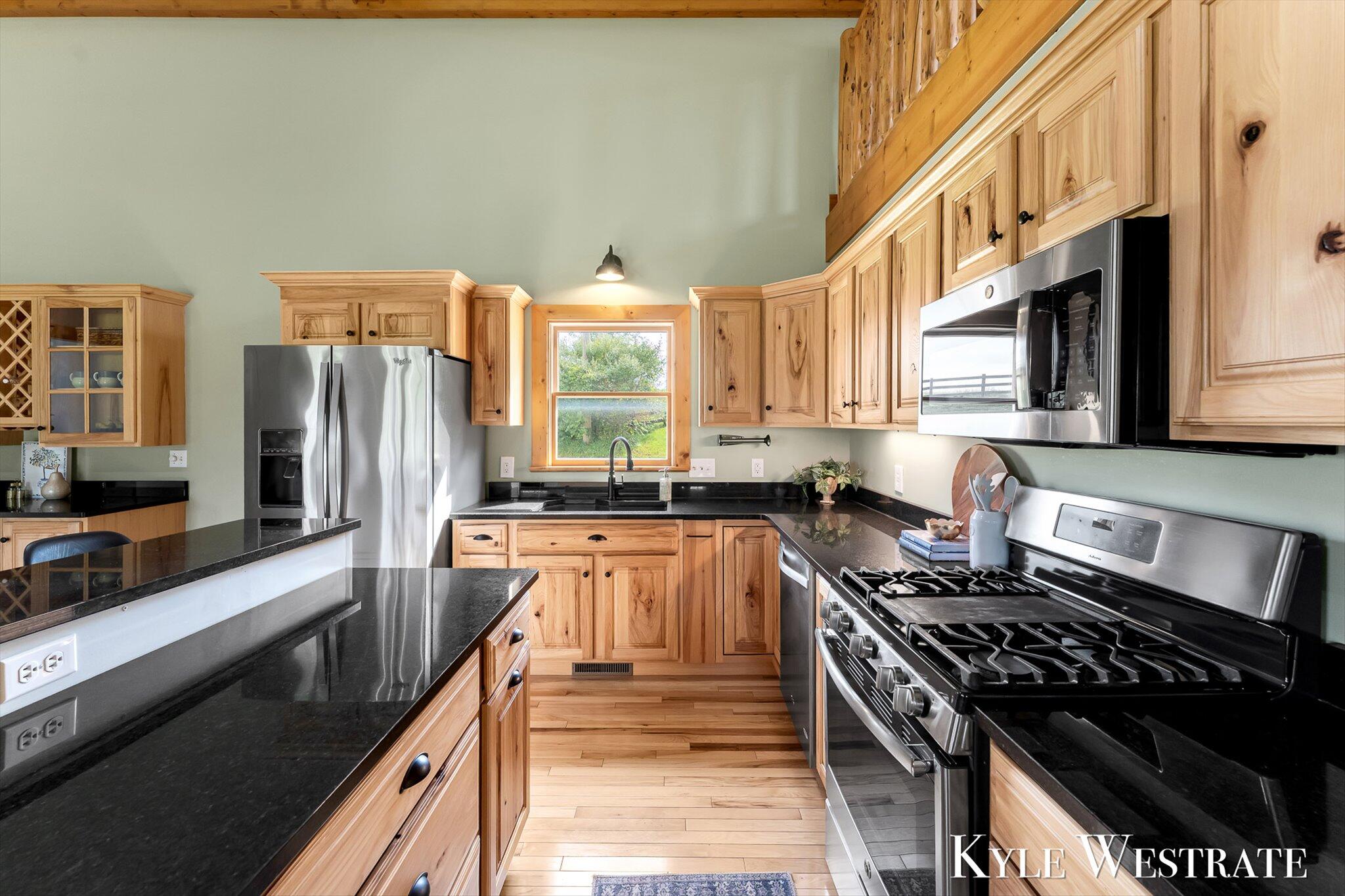 8977 2 Mile Road Northeast Ada, MI 49301 - Photo 11 of 51 04-ELY07946