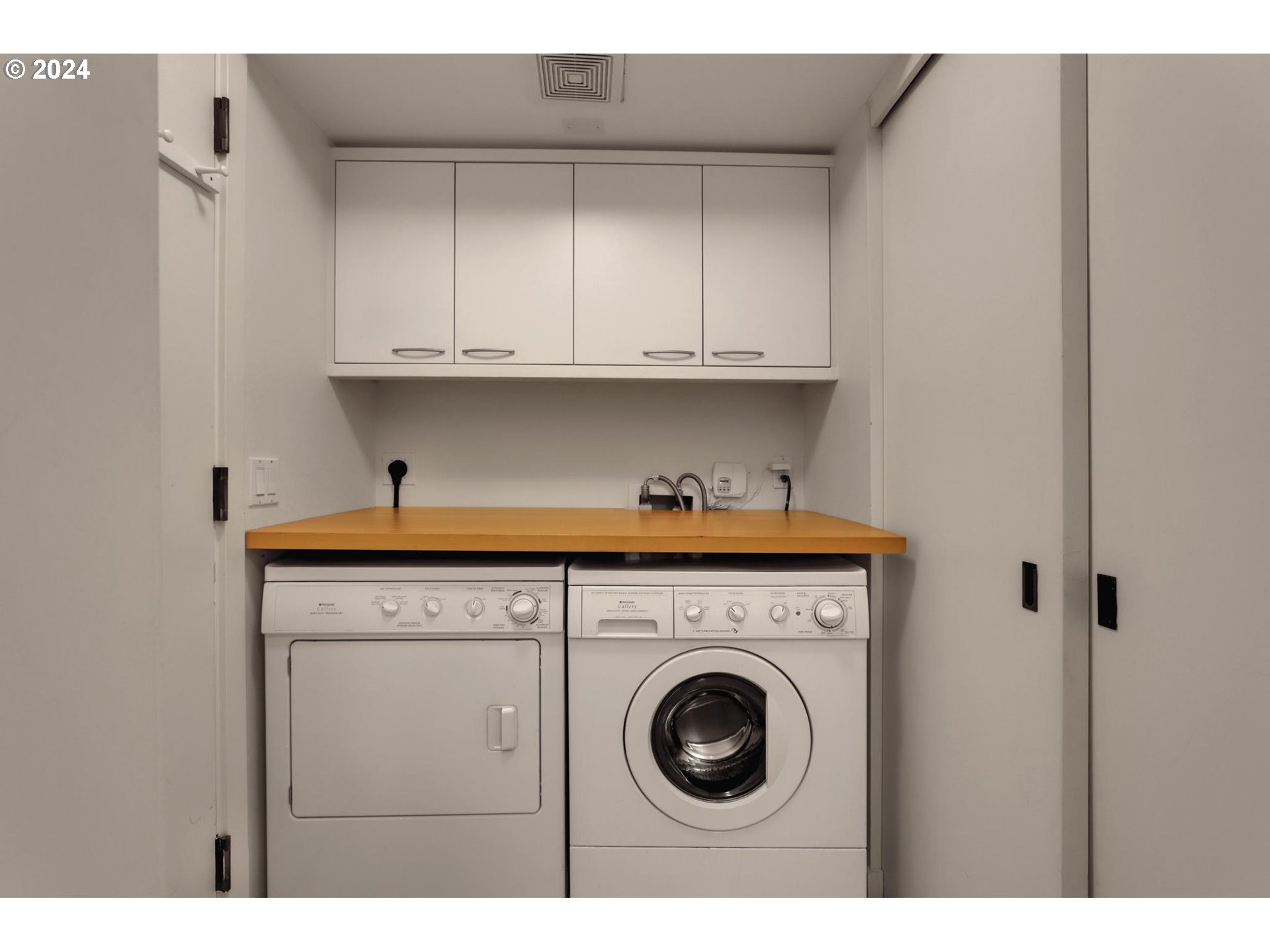 2445 Northwest Westover Road, Unit 204 Portland, OR 97210 - Photo 22 of 45 Laundry