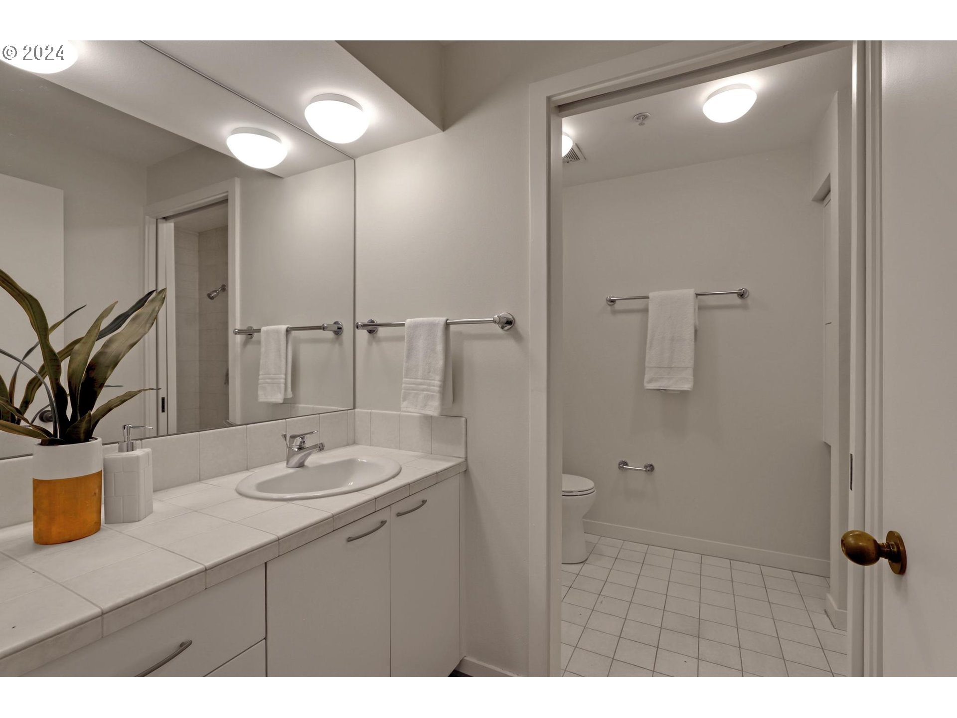 2445 Northwest Westover Road, Unit 204 Portland, OR 97210 - Photo 24 of 45 Bathroom