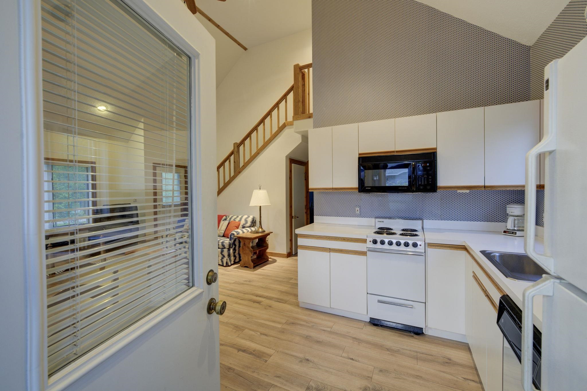7620 South Dunns Farm Road Maple City, MI 49664 - Photo 36 of 62 Gallery Image 36