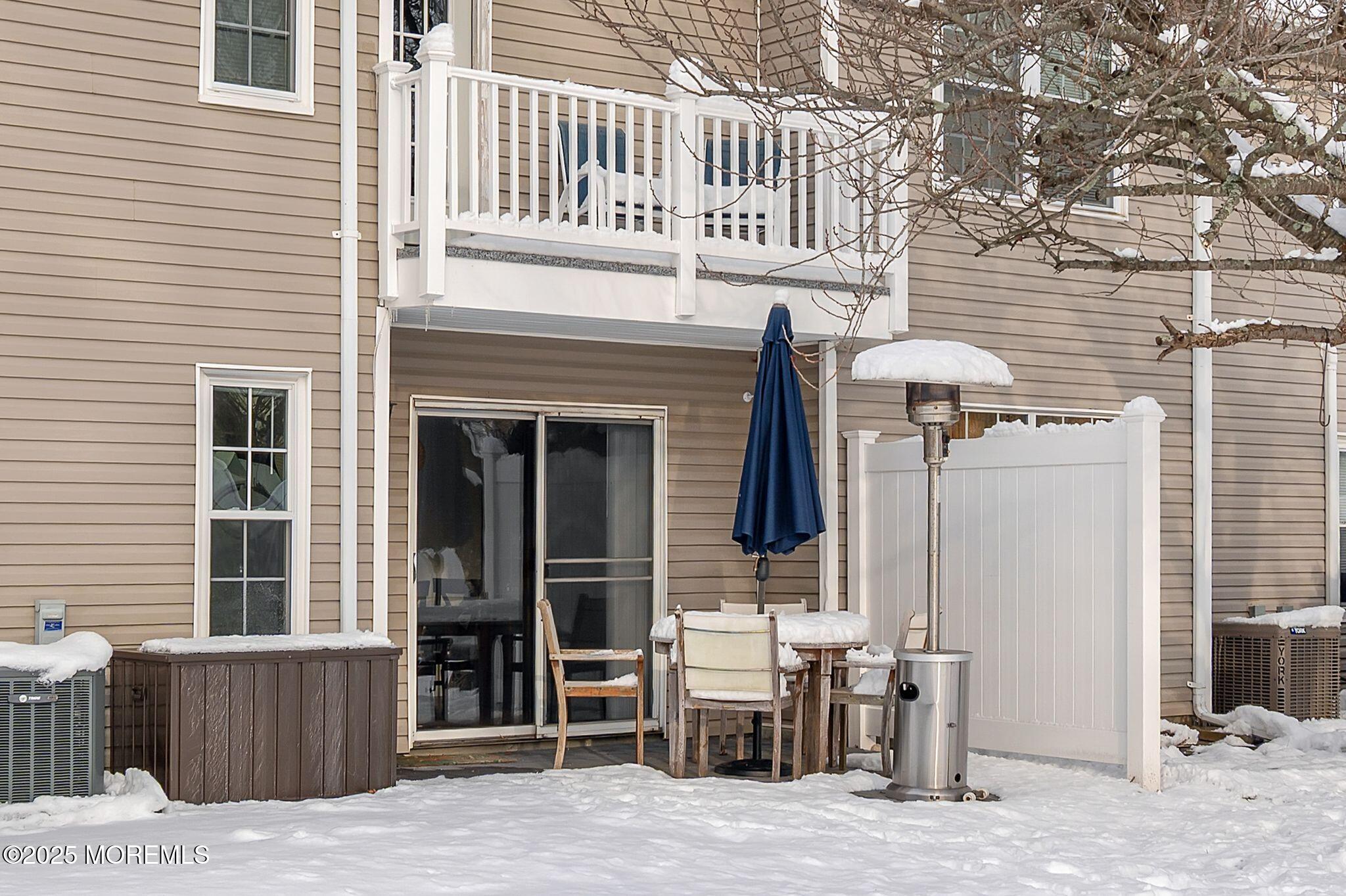 33 South Pointe Circle Tinton Falls, NJ 07753 - Photo 12 of 31 33 25