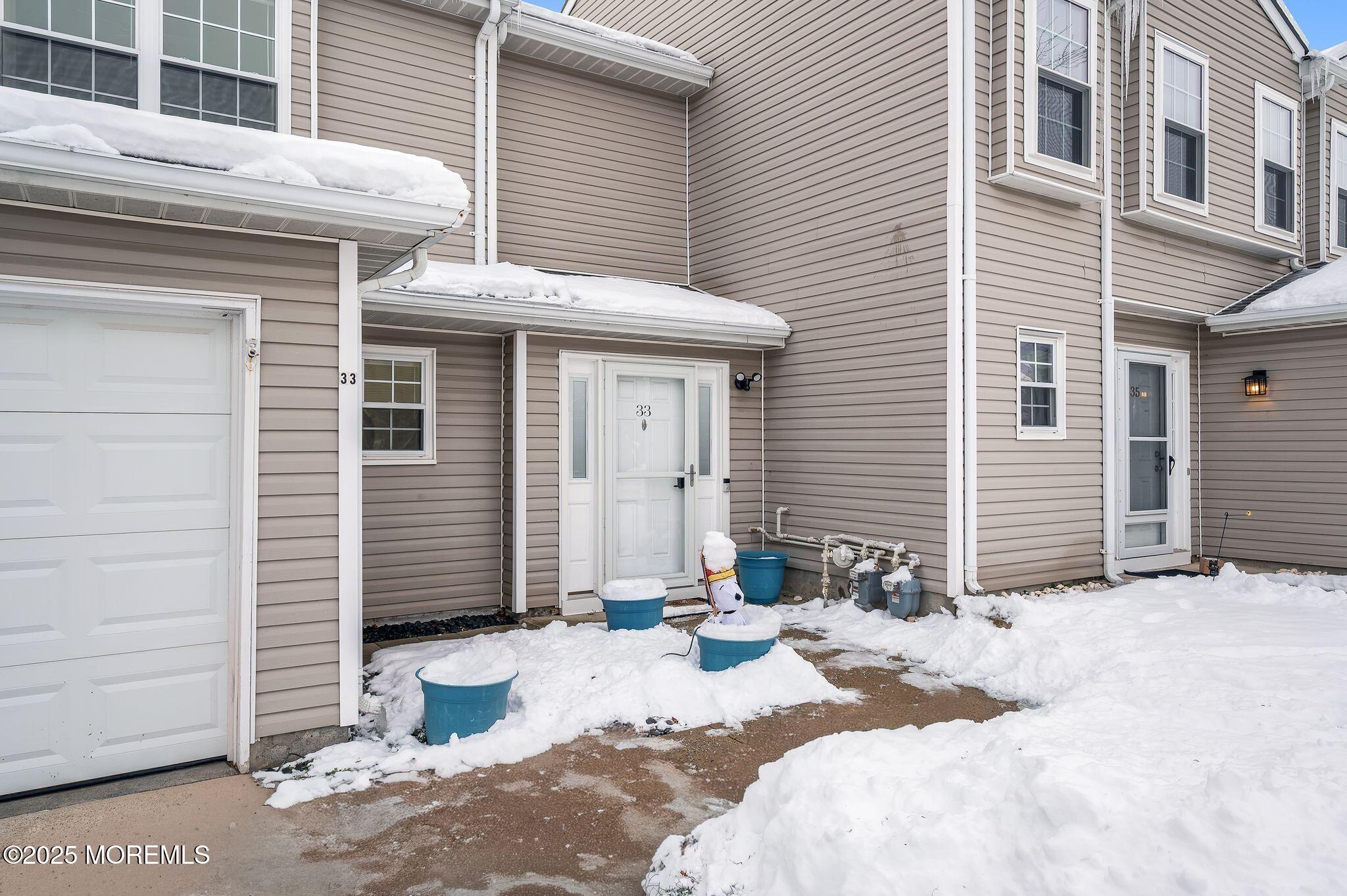 33 South Pointe Circle Tinton Falls, NJ 07753 - Photo 24 of 31 33 14