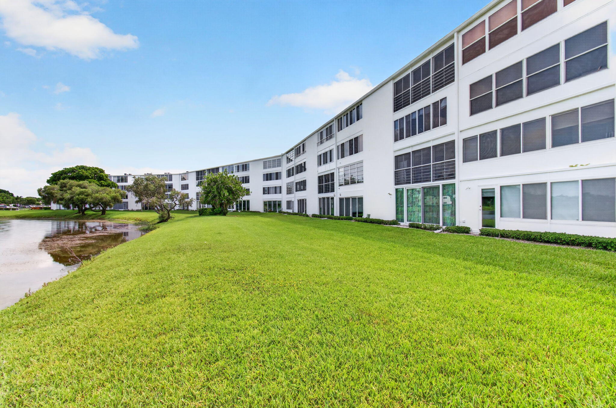 3030 Wolverton East Boca Raton, FL 33434 - Photo 39 of 92 49-web-or-mls-DSC_4844