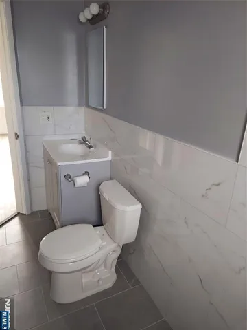 $2,100 | 64 East Madison Avenue, Unit #2, Dumont, NJ 07628