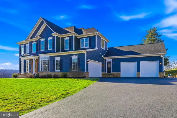 $1,750,000 | 16217 Waterford Crest Place, Paeonian Springs, VA 20129