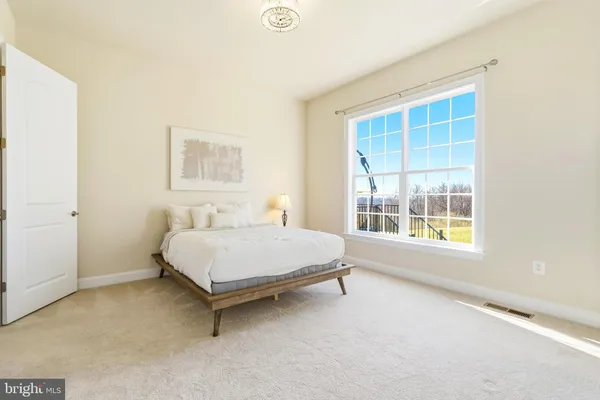 $1,750,000 | 16217 Waterford Crest Place, Paeonian Springs, VA 20129