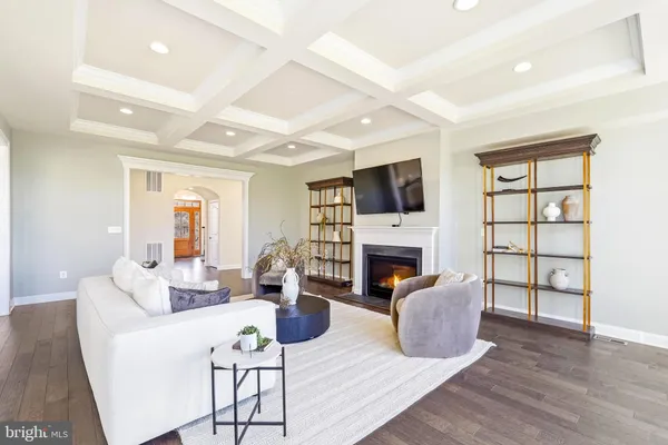 $1,750,000 | 16217 Waterford Crest Place, Paeonian Springs, VA 20129