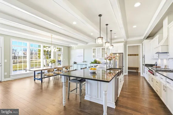 $1,750,000 | 16217 Waterford Crest Place, Paeonian Springs, VA 20129