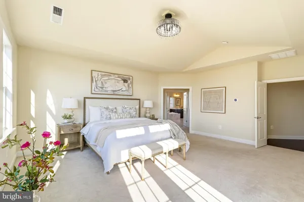 $1,750,000 | 16217 Waterford Crest Place, Paeonian Springs, VA 20129