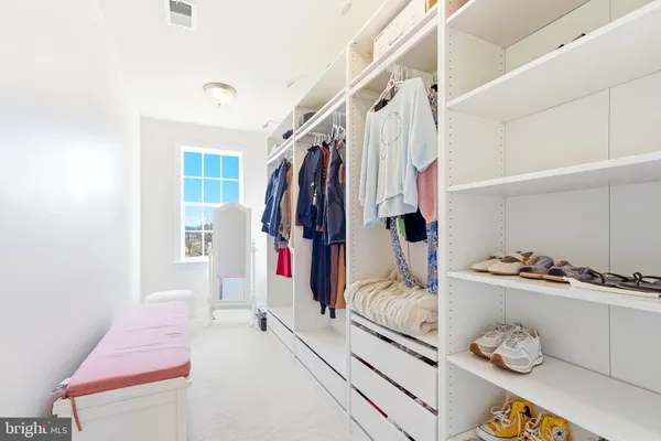 $1,750,000 | 16217 Waterford Crest Place, Paeonian Springs, VA 20129