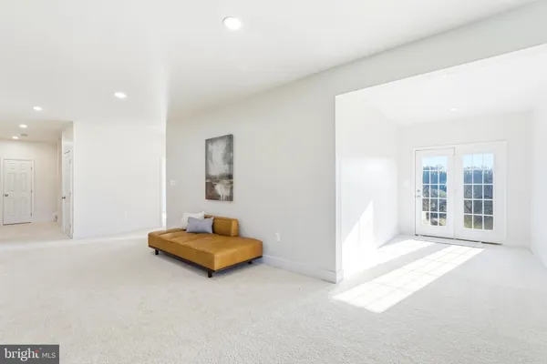 $1,750,000 | 16217 Waterford Crest Place, Paeonian Springs, VA 20129