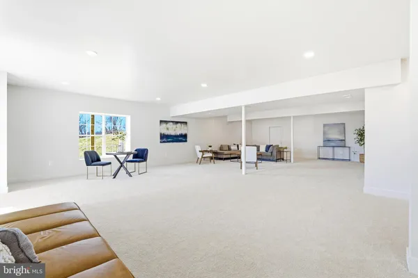 $1,750,000 | 16217 Waterford Crest Place, Paeonian Springs, VA 20129