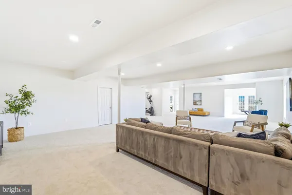 $1,750,000 | 16217 Waterford Crest Place, Paeonian Springs, VA 20129