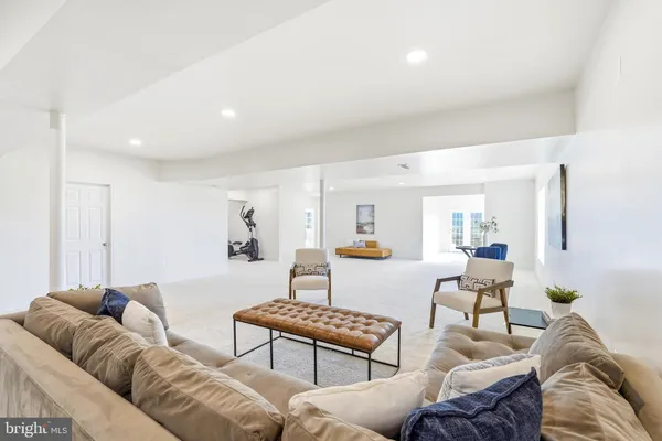 $1,750,000 | 16217 Waterford Crest Place, Paeonian Springs, VA 20129