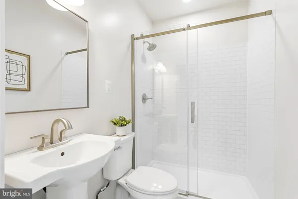 $1,750,000 | 16217 Waterford Crest Place, Paeonian Springs, VA 20129