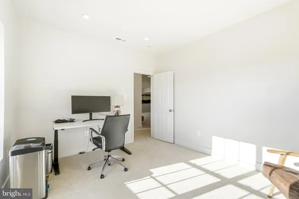 $1,750,000 | 16217 Waterford Crest Place, Paeonian Springs, VA 20129