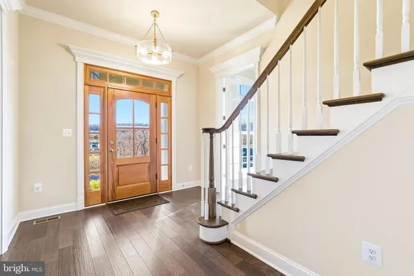 $1,750,000 | 16217 Waterford Crest Place, Paeonian Springs, VA 20129