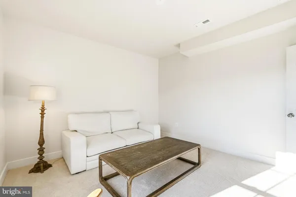 $1,750,000 | 16217 Waterford Crest Place, Paeonian Springs, VA 20129