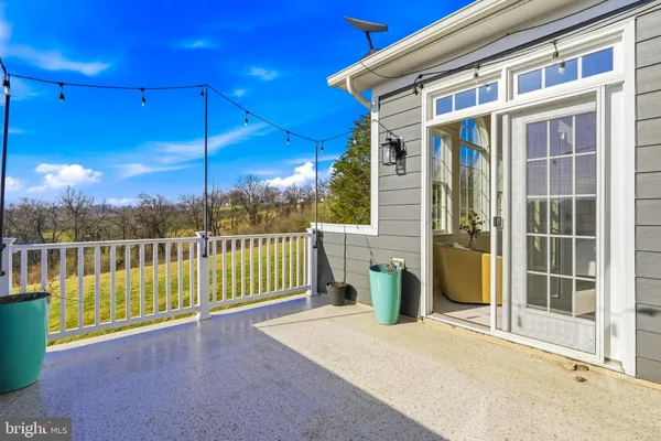 $1,750,000 | 16217 Waterford Crest Place, Paeonian Springs, VA 20129