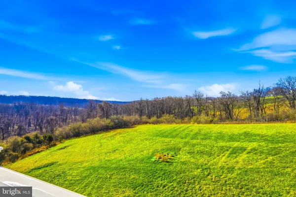 $1,750,000 | 16217 Waterford Crest Place, Paeonian Springs, VA 20129