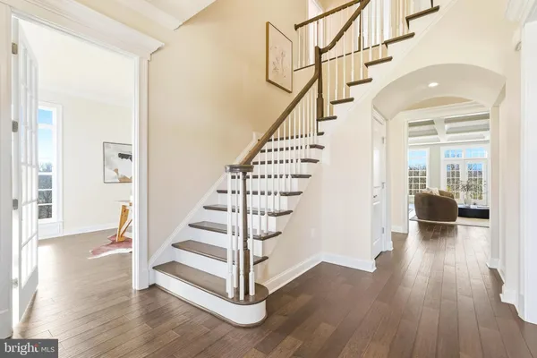 $1,750,000 | 16217 Waterford Crest Place, Paeonian Springs, VA 20129