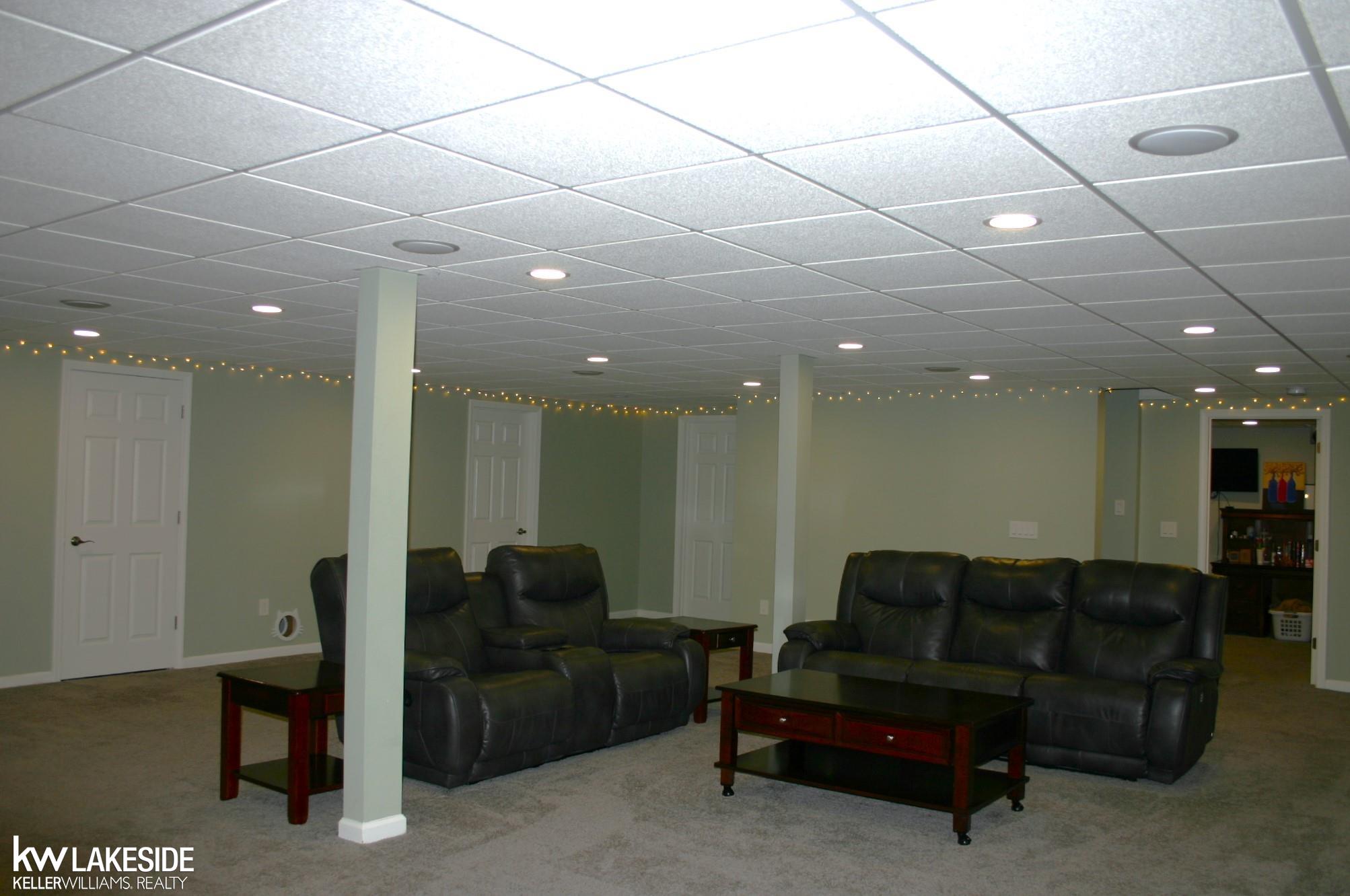 1877 Parks Road Oakland, MI 48363 - Photo 34 of 59