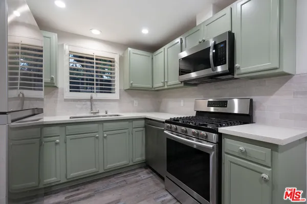 $9,500,000 | 483 Sturtevant Drive, Sierra Madre, CA 91024