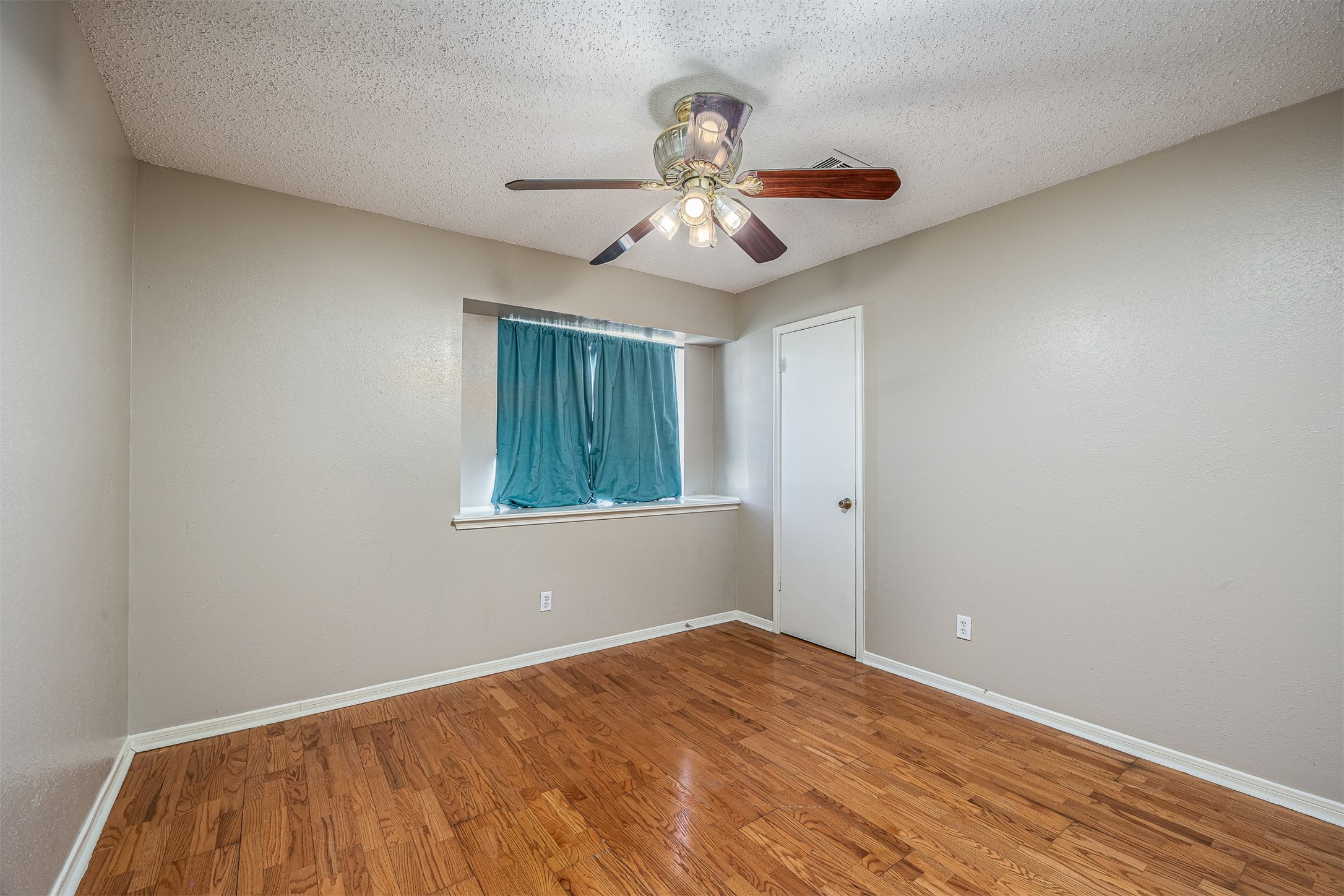 1603 East Baker Road Baytown, TX 77521 - Photo 19 of 26