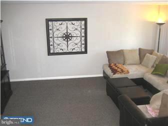 4209 Telford Road Philadelphia, PA 19154 - Photo 3 of 11 Gallery Image 3