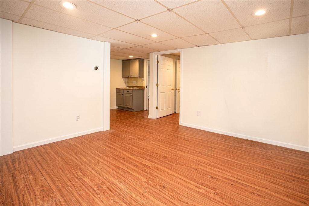 511 Old Fall River Road Dartmouth, MA 02747 - Photo 38 of 42 Gallery Image 38