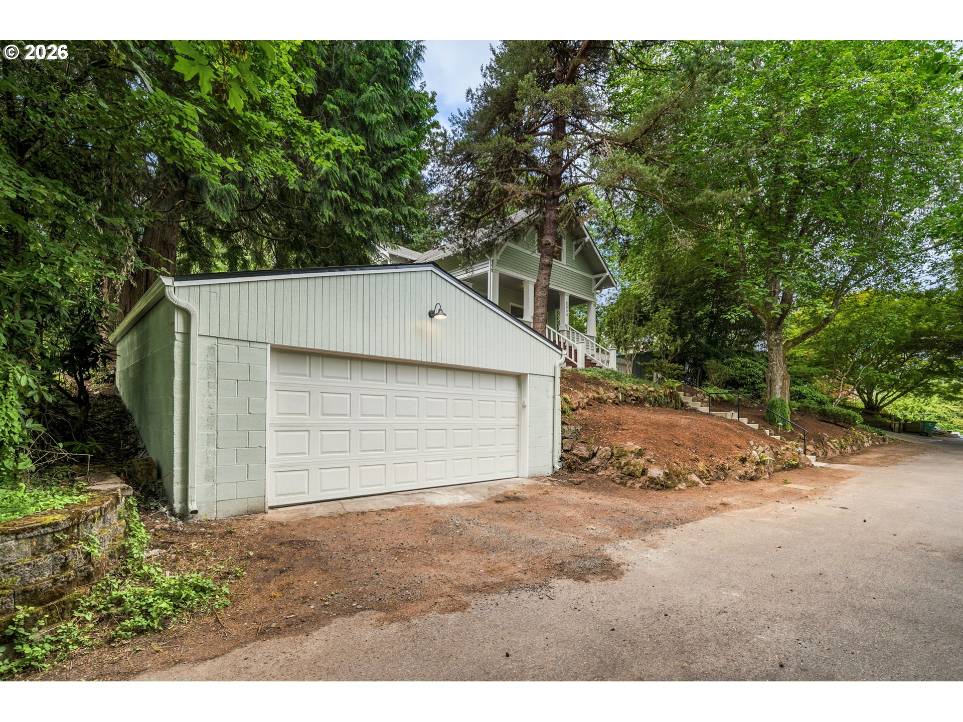 2824 Southwest Illinois Street Portland, OR 97239 - Photo 5 of 44