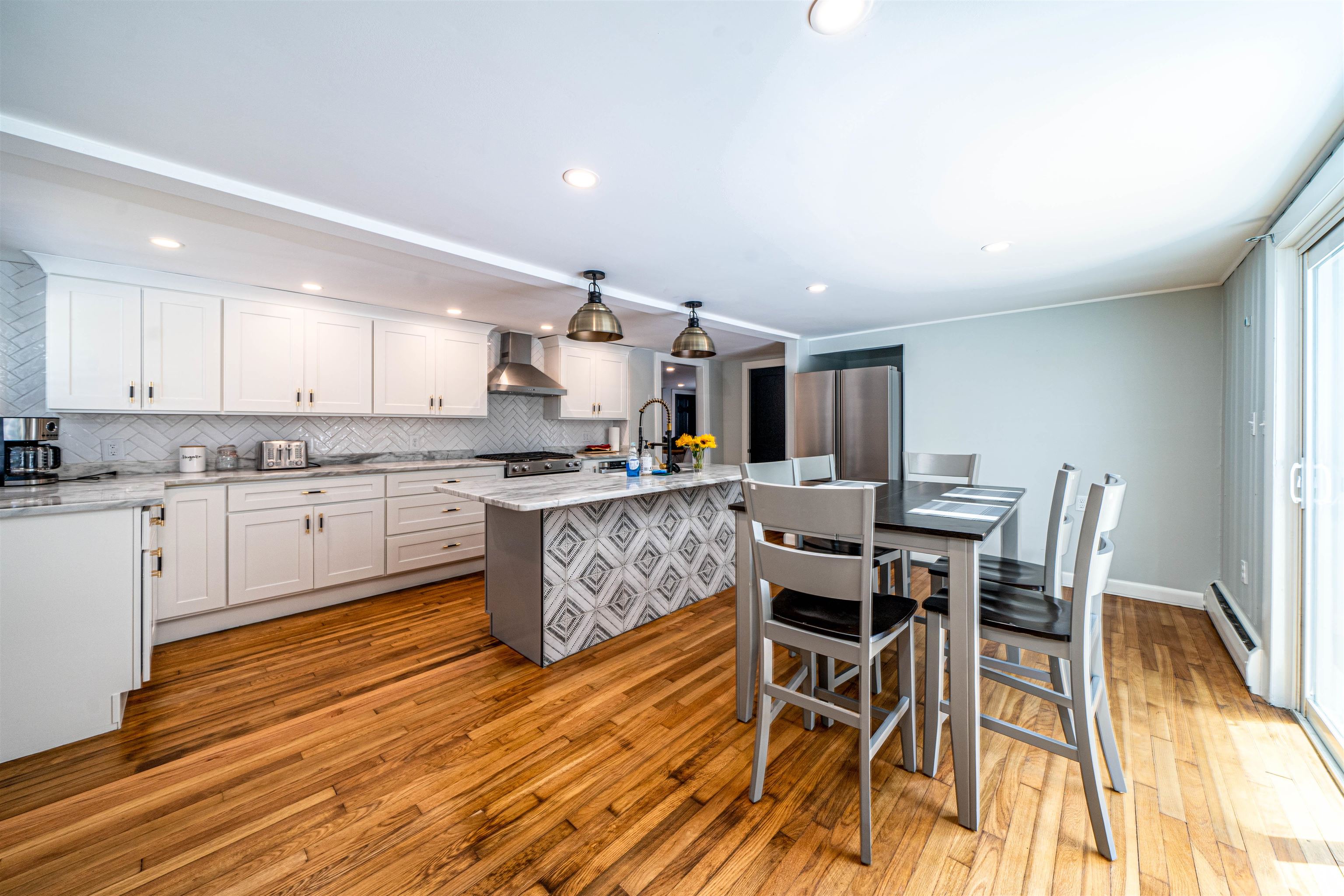 21 High Street Exeter, NH 03833 - Photo 4 of 40