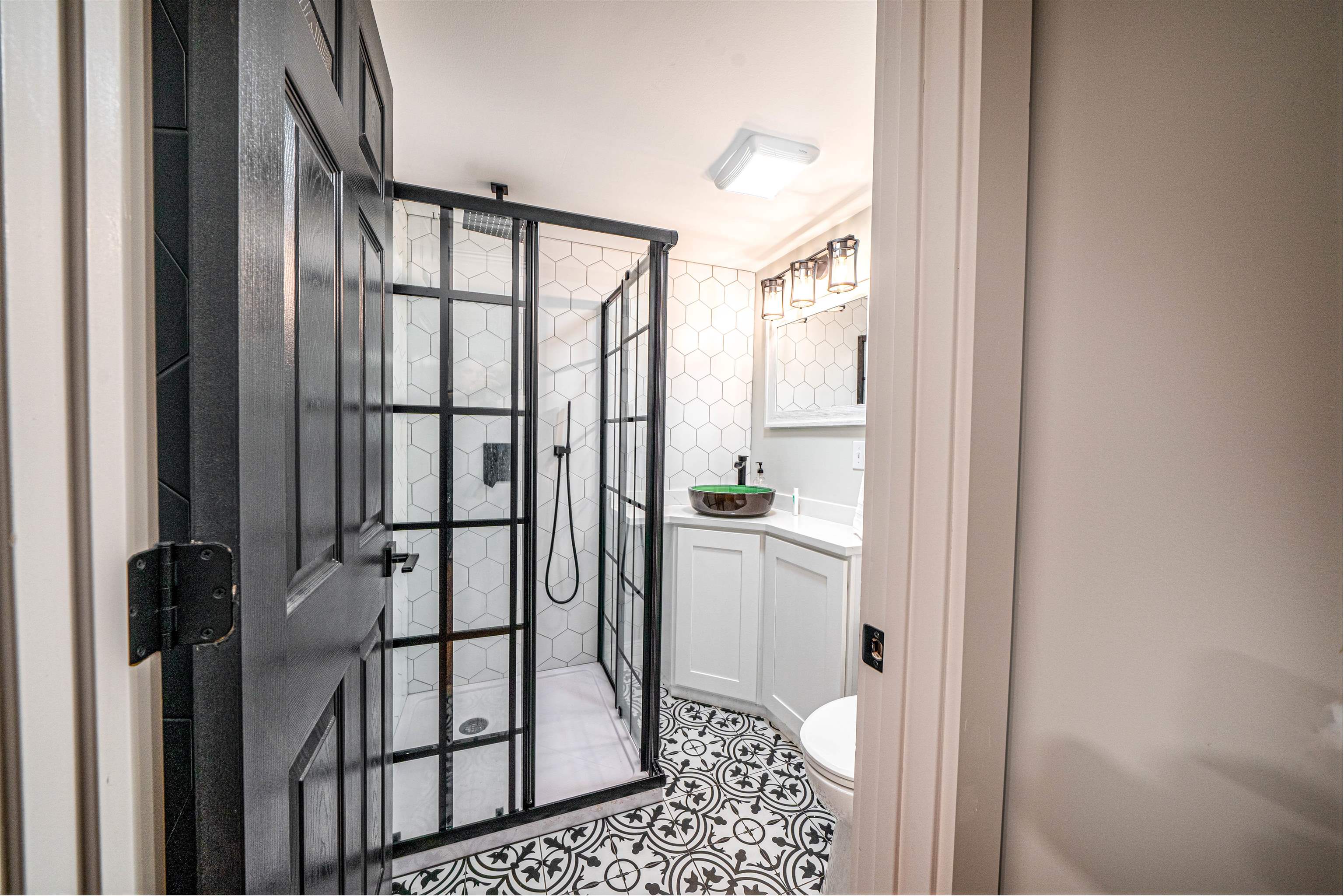 21 High Street Exeter, NH 03833 - Photo 8 of 40