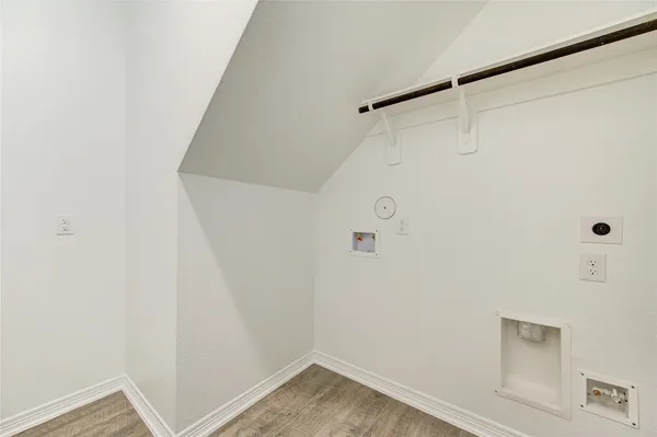 $2,500 | 821 Laguna Green Lane, Katy, TX 77493