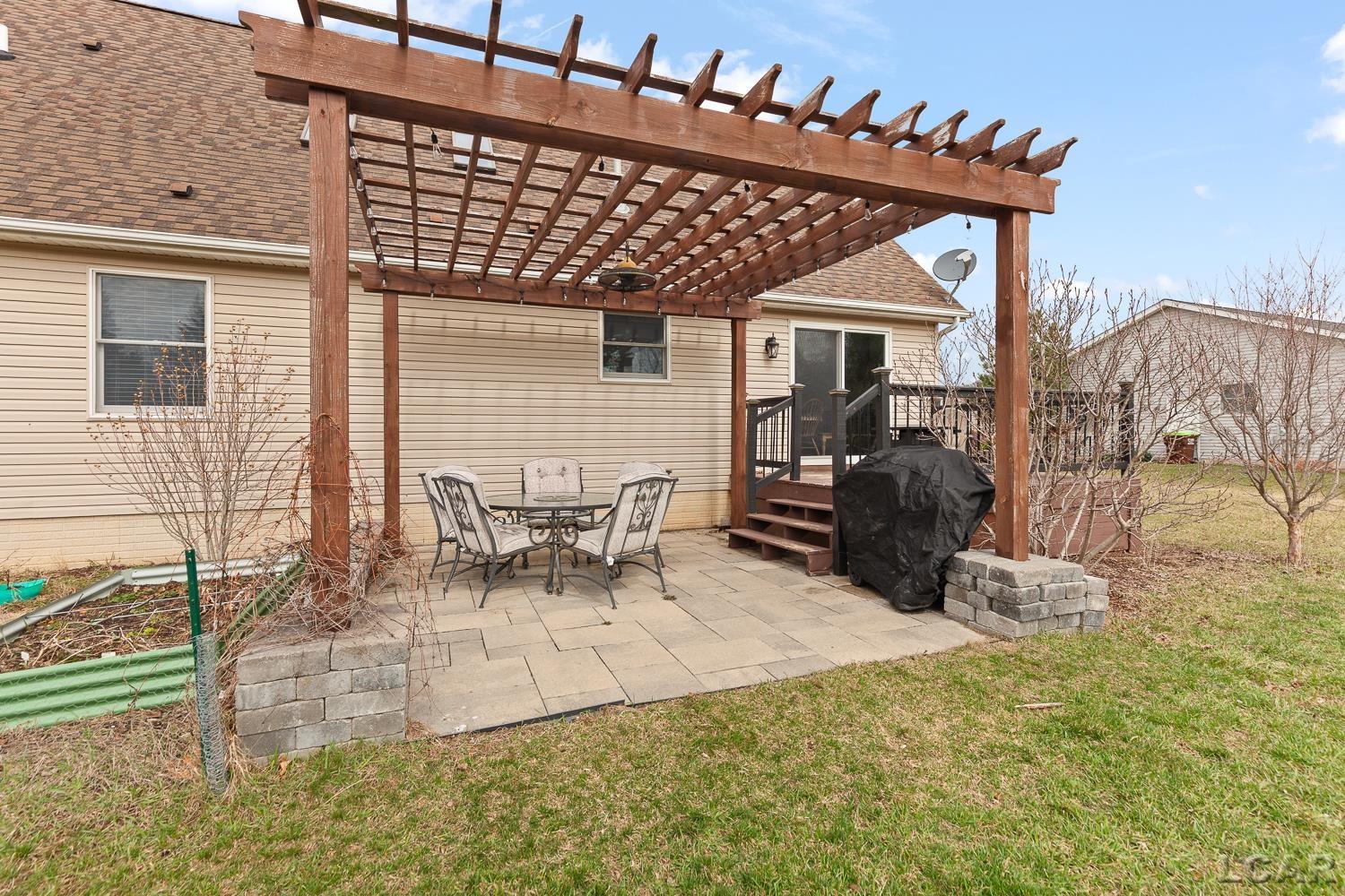 3114 Cobblestone Ridge Tecumseh, MI 49286 - Photo 46 of 55 50202421-aea707f4-1cca-4890-90ad-d2756e3d4100.JPG
