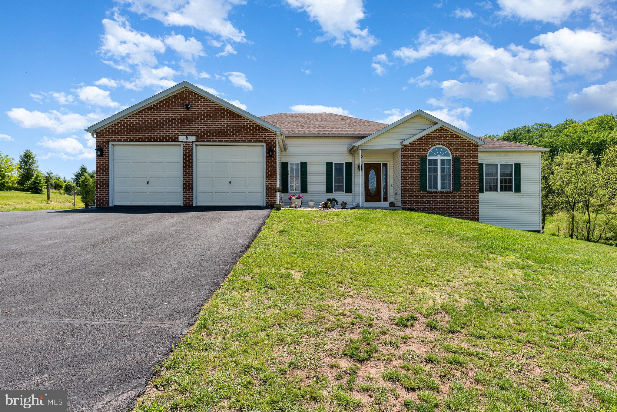 8041 Kiwanis Road Harrisburg, PA 17112 - Photo 1 of 39 Gallery Image 1