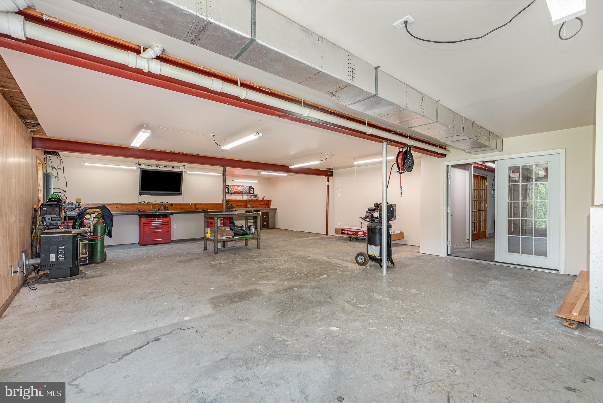 8041 Kiwanis Road Harrisburg, PA 17112 - Photo 25 of 39 Gallery Image 25