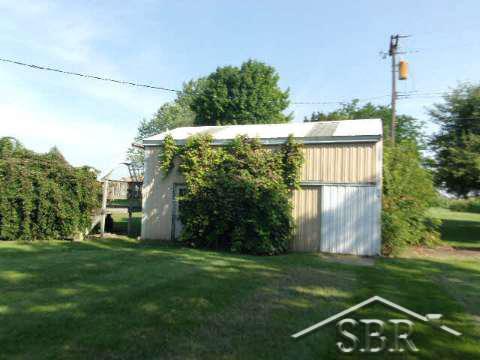 4984 Barnes Road Millington, MI 48746 - Photo 3 of 13 20103156-2.JPG