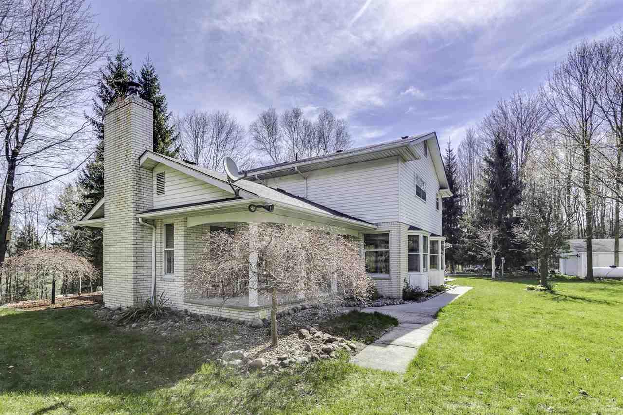 6901 Lakeshore Road Palms, MI 48465 - Photo 6 of 70