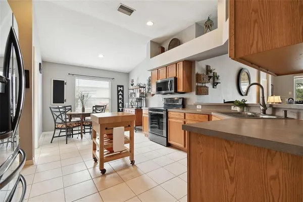 $3,250 | 7655 Citrus Blossom Drive, Land O Lakes, FL 34637