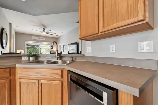 $3,250 | 7655 Citrus Blossom Drive, Land O Lakes, FL 34637