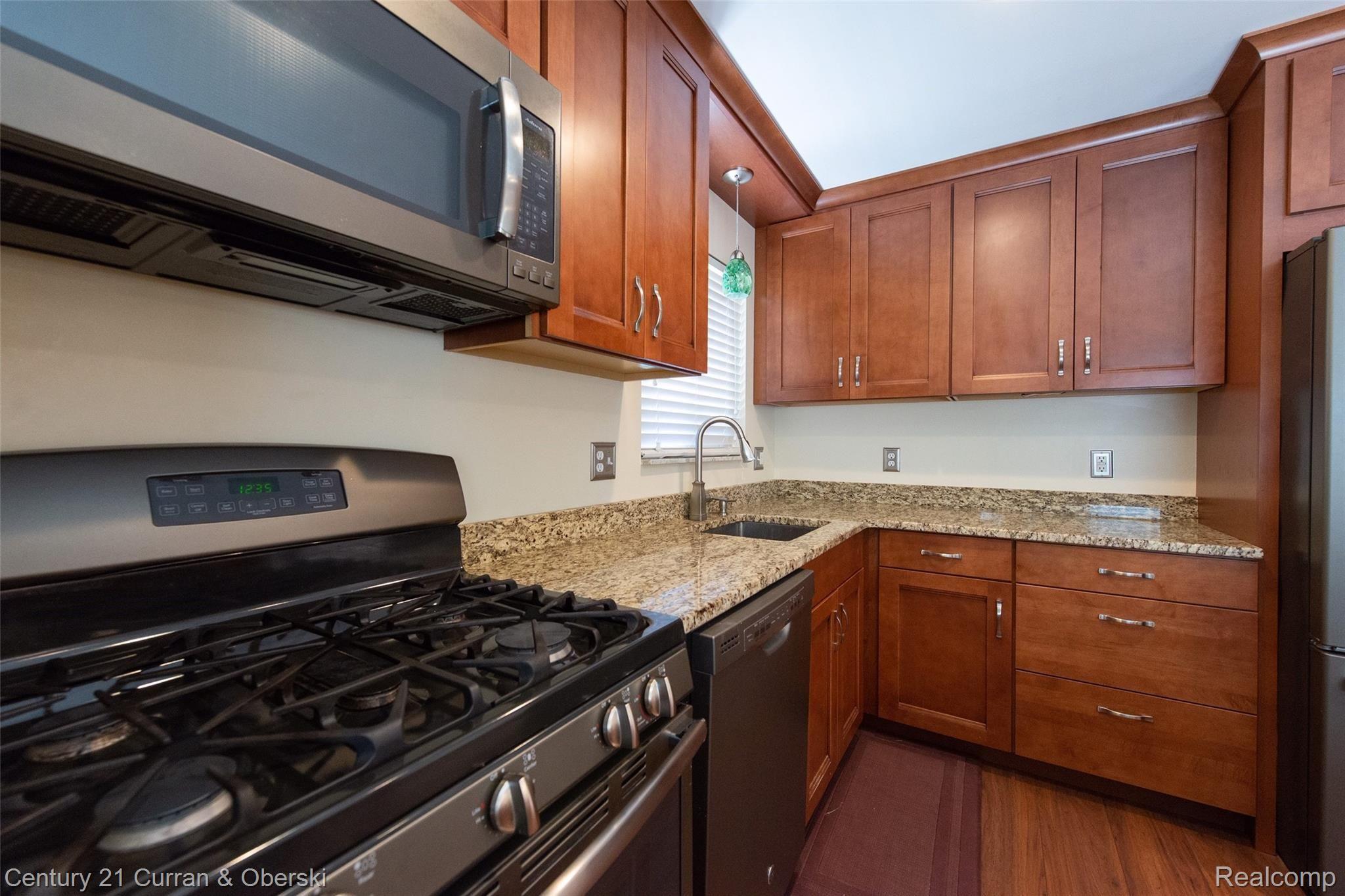 1909 Massoit Road Royal Oak, MI 48073 - Photo 8 of 30 Kitchen View