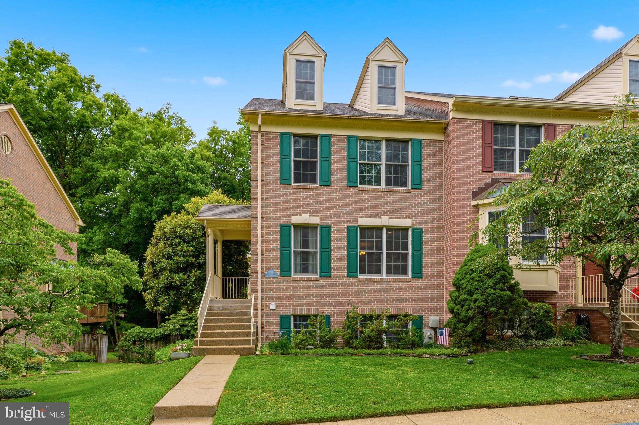 942 Walnut Wood Road Cockeysville, MD 21030 - Photo 2 of 52