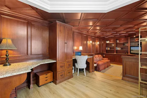 $1,299,000 | 922 Leeds Drive, North Bellmore, NY 11710