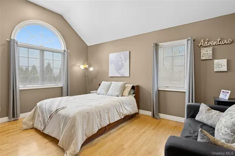 $1,299,000 | 922 Leeds Drive, North Bellmore, NY 11710