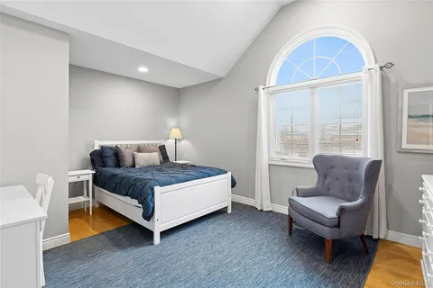 $1,299,000 | 922 Leeds Drive, North Bellmore, NY 11710